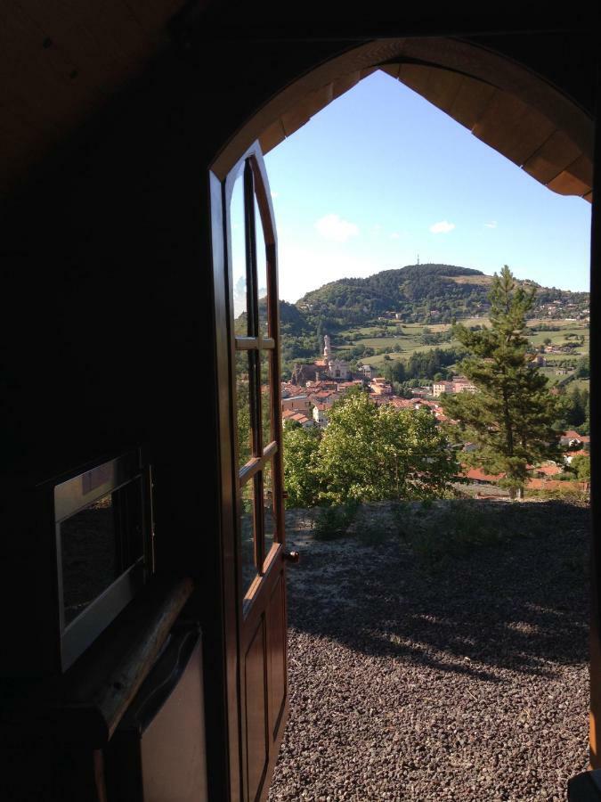 La Colline Aux Cabanes Espaly-Saint-Marcel Exterior photo